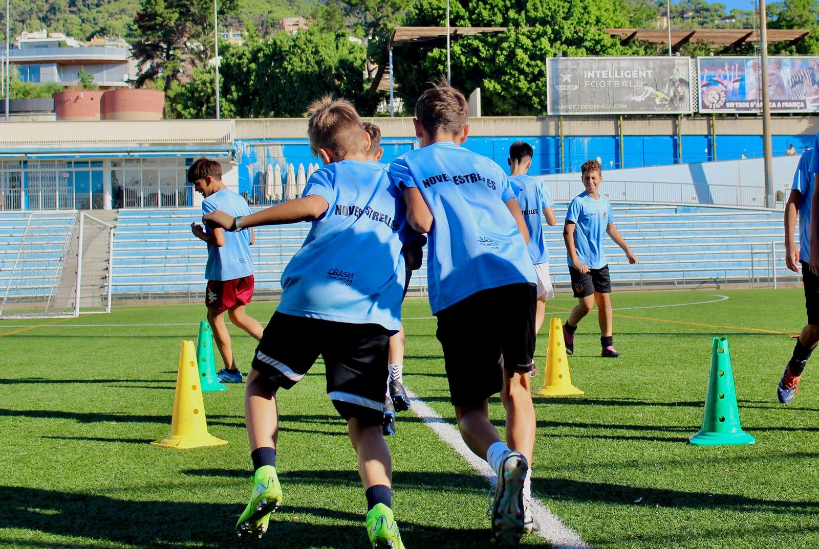 Com és un dia en un campus de futbol?
